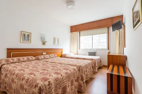 Rey Fernando Hotels in Santiago de Compostela