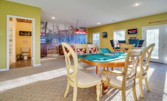 Spacious Norfork Lake Home: Game Room + Views!