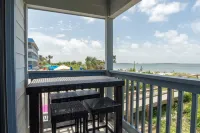 Beachfront condo as featured on HGTV!