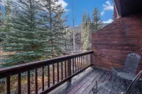 Boulder Brook on Fall River - Romantic