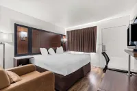 Econo Lodge Stockton Near I-5 Fairgrounds Hotels in Stockton