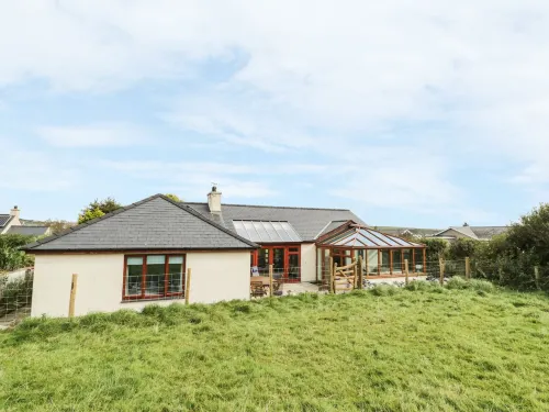 Manaros Cottage