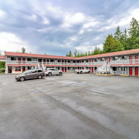 Belfair Motel
