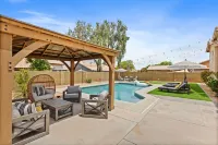 Beautiful Chandler Escape w/ Putting Green & Pool!