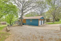 1 Mi to Table Rock Lake! Home w/ Water Views - Alojamientos