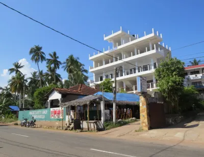 Sailors Mirissa Hotels near Mirissa Beach