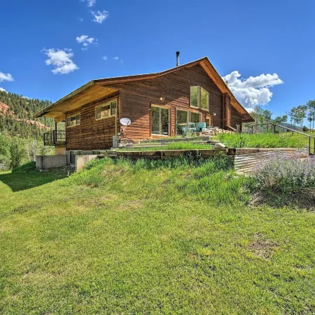 Riverfront Dolores Home, Direct Hiking Access!