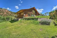 Riverfront Dolores Home, Direct Hiking Access! - Kæledyr tilladt
