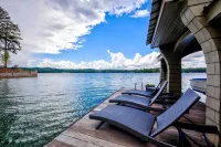Waterfront Escape on Blue Ridge Lake w/ Dock! - Parking