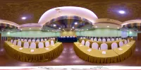 Hotel Blossoms - ที่มีที่จอดรถ