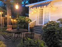 Urban Cottages Hotels near Arkansas State Capitol