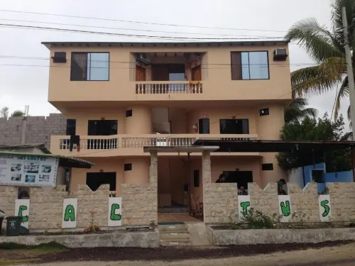 Hospedaje Los Cactus