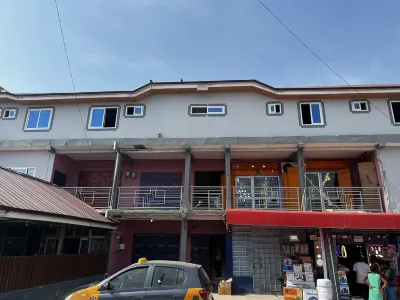 Da Highest Lounge Bar & Restaurant