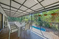 Zen Pandanus Point Pool - Backyard - Balcony