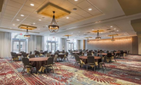 Homewood Suites by Hilton Charleston Historic District
