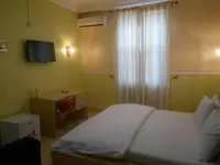 Utopia Suite and Apartment