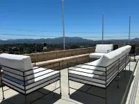 "The Best" Jacuzzi View Private Luxury Guest Cottage-Better Than a Room or Suite