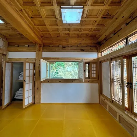 Hanok Stay - Jukrokjungsa