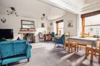 Charming 2 Bedroom Flat in the Heart of Kirriemuir - căn hộ