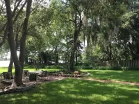 LAKEFRONT HOME NEAR ALL ATTRACTIONS