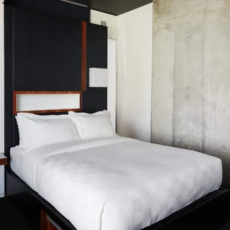 Hôtel Alt Montréal Отели в г. Монреаль