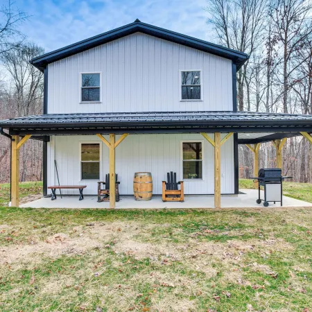 Modern Salineville Cabin on 13 Acres w/ Fire Pit!