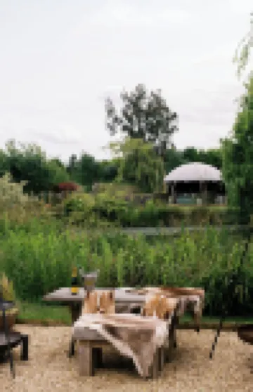 Shepherd's Hut- Hot Tub- Wellness Spa- Wood Burner - Bungalows