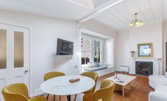 Gorgeous 4Br Mt Eden Retreat by Zodiak Stays