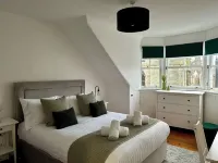 Spacious 4 bedroom townhouse with traditional features and private courtyard Hotels in Cupar