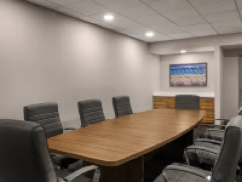 Hampton Inn & Suites Moline-Quad City Int'l Arpt Hotels in Moline