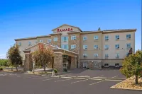 Ramada by Wyndham Drumheller Hotel & Suites Hotels near Badlands Historical Centre