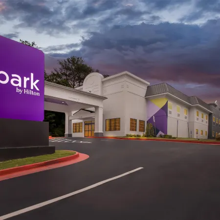 Spark by Hilton Duluth