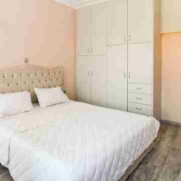 Charming Samos Escape With Jacuzzi and Private Balcony Rooms