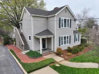 Renovated 1BR - 3 Block Walk to Casino - Clean, Quiet, Safe & Guest-Favorite