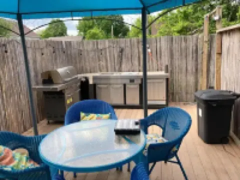 The Gem of Brewers Hill with Hot Tub and Seasonal Pool