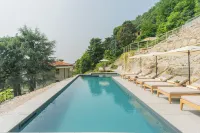 Pureview Luxury Suites - Pools
