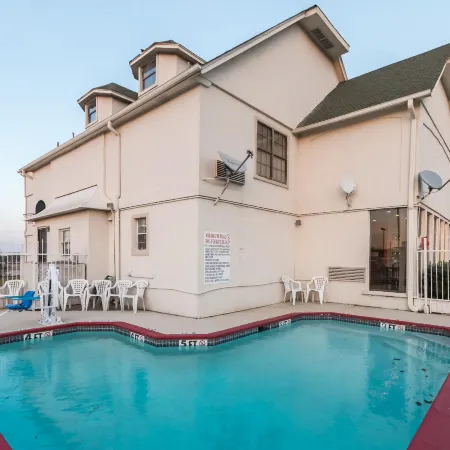 Motel 6 Fort Worth, TX - White Settlement
