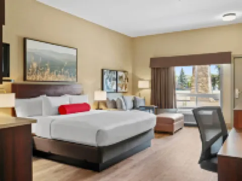 Ramada by Wyndham Drumheller Hotel & Suites Hotels in Drumheller
