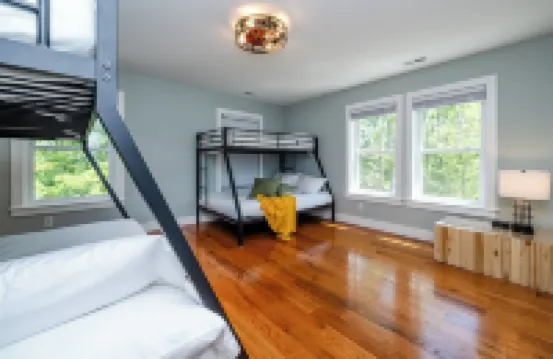 Luxe Family Retreat - Walk to Private Beach - Pool - Hot Tub - Arcades