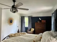 Cheerful two bedroom home in quiet neighborhood. Sun Porch ~ Patio ~  Large yard Hotels in Lewis