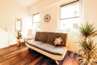 Spacious apartment / loft with covered parking space Hotels in Bad Berneck im Fichtelgebirge