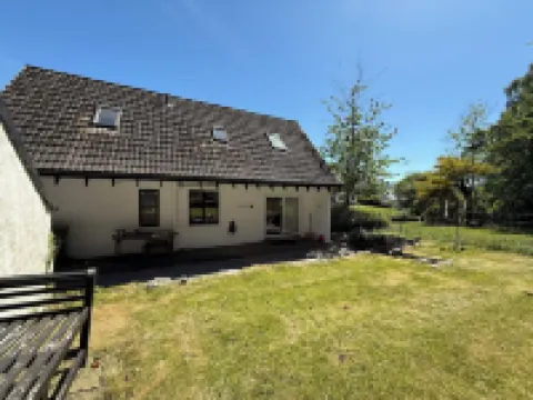 Coorie Cottage, a peaceful Highland retreat for 6. Near Glencoe and Fort William