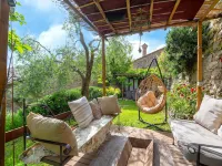 Villa in Cortona with Pool