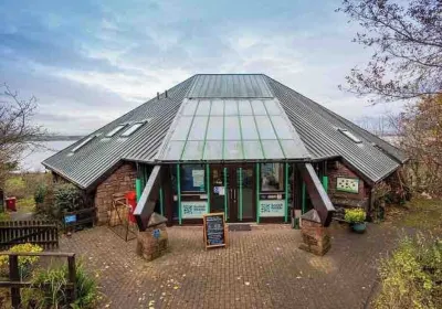 Montrose - ground floor 3-bedroom flat Hotel a 