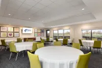 Holiday Inn Express & Suites LEXINGTON NW-THE VINEYARD by IHG - breakfast