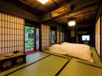 Temple Hotel Takayama Zenkoji