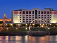 Embassy Suites by Hilton des Moines Downtown Hotels near State Historical Building