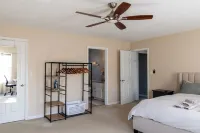 Relaxing Getaway: Entire 3-BR Home w/ Fireplace