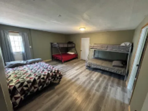Anglers Lodge 4 Hotels in Webster