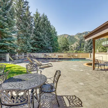 Mtn-View Balcony! Walkable Ketchum Condo